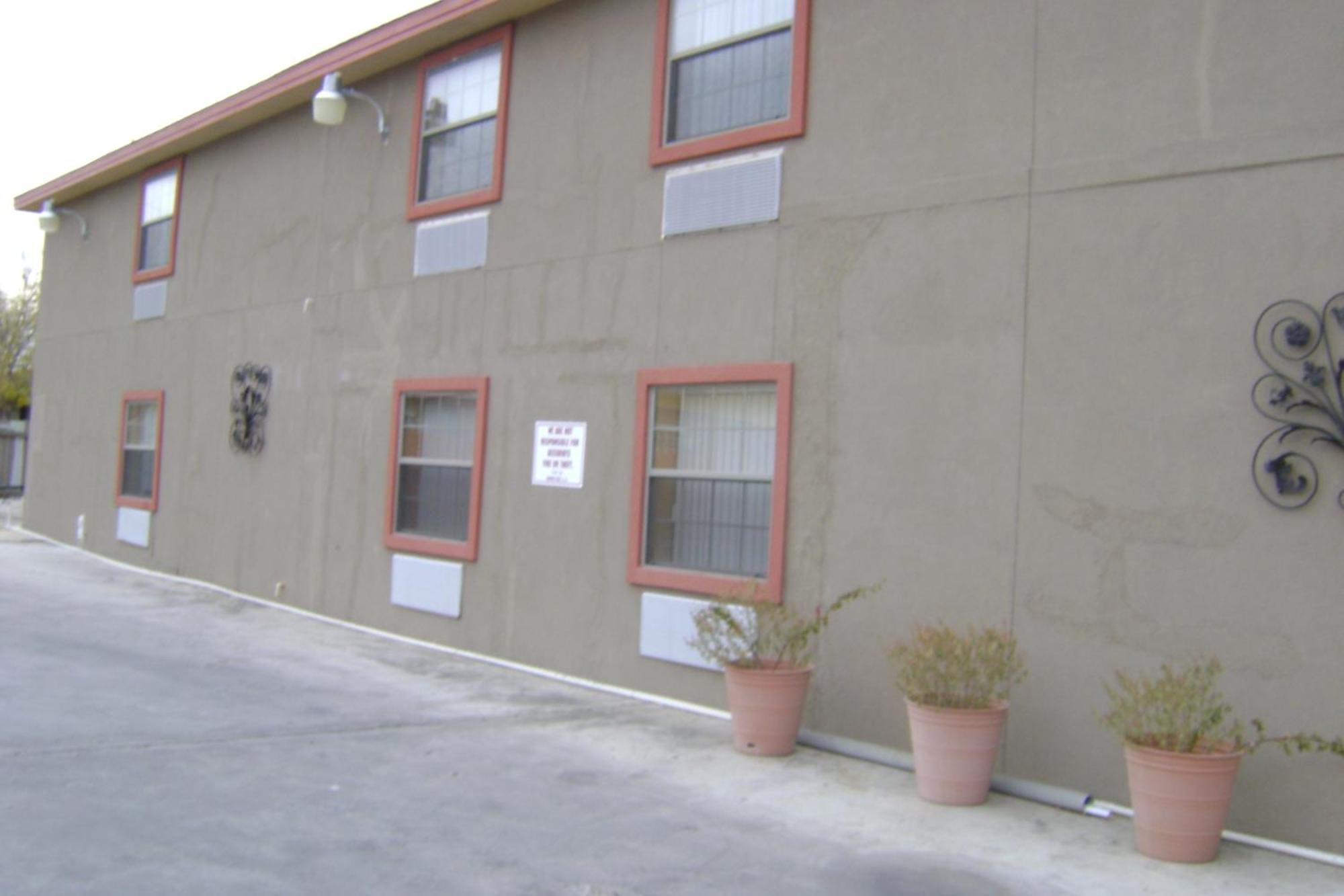 Camino Real Hotel Eagle Pass Bagian luar foto
